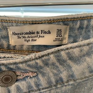 Abercrombie 90s relaxed Jean
